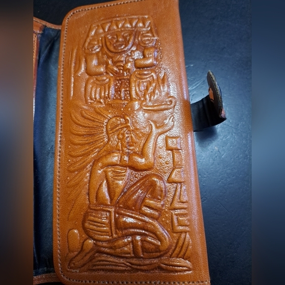 Vintage Quatzalcoat Leather Wallet   Size 3.5"×7" - Picture 8 of 8